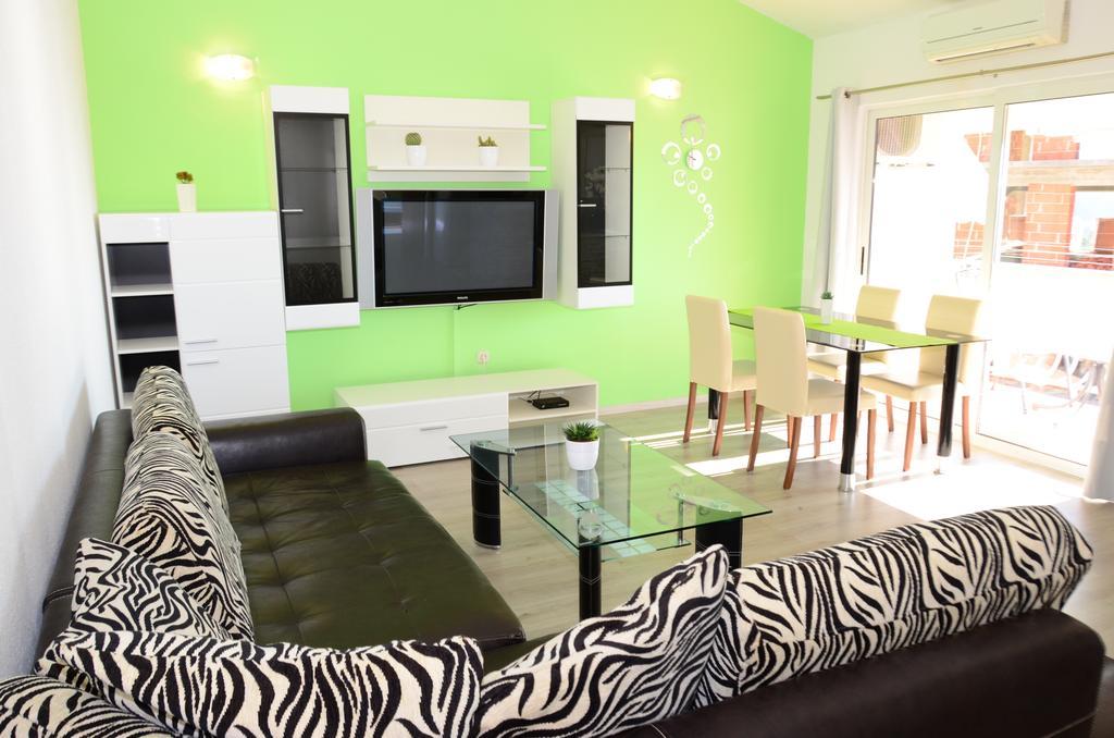 Apartments Vodanovic Podgora Esterno foto