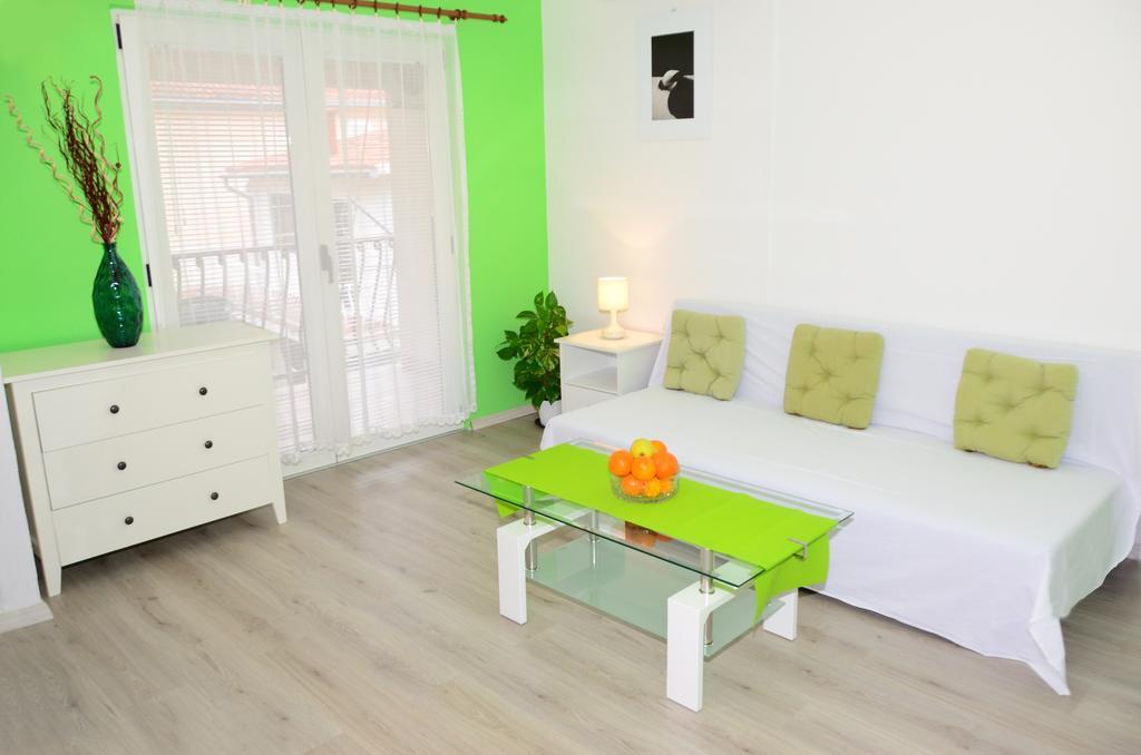 Apartments Vodanovic Podgora Esterno foto