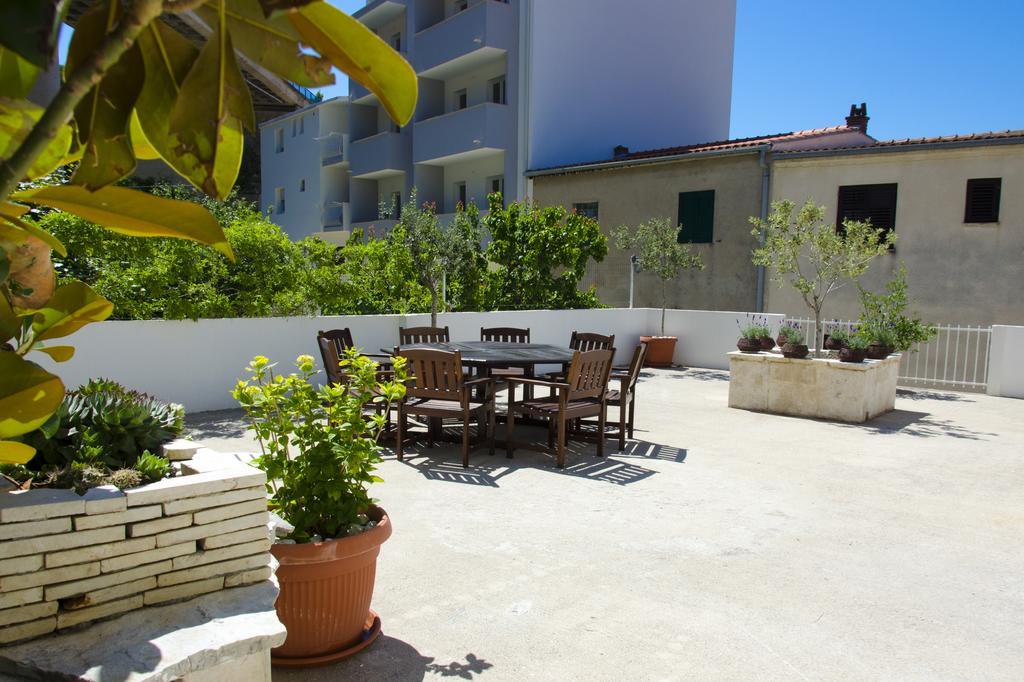 Apartments Vodanovic Podgora Esterno foto